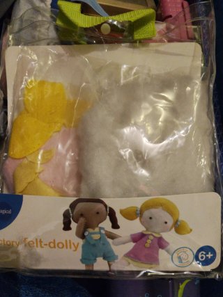 Kit de manualidades Factory Felt Dolly