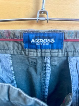 Pantalones cargo verde oliva Across