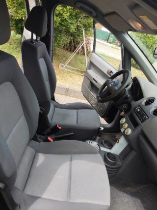 Mitsubishi Colt 2005