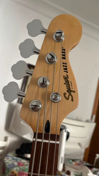 Bajo Squier Jazz Bass Fender Nuevo