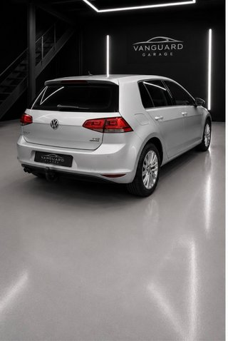 Volkswagen Golf VII TSI 110 CV Bluemotion