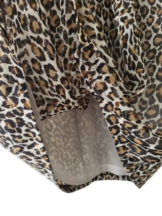 Blusa animal print beige y marrón