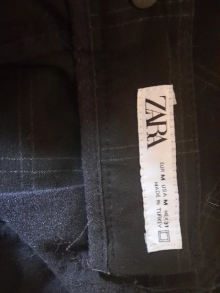Pantalón negro a cuadros