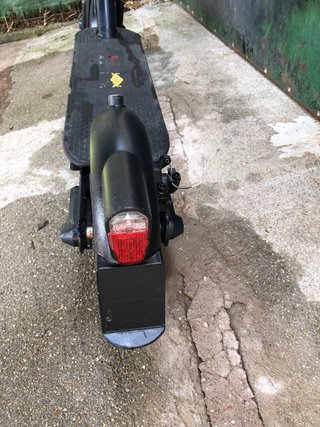 Patinete eléctrico Red Bull (sin batería)