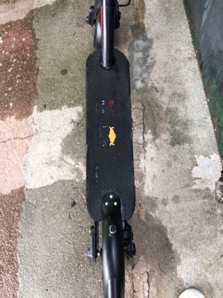 Patinete eléctrico Red Bull (sin batería)
