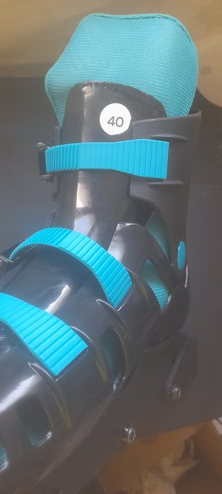 REGALO .Patines en línea sin ruedas