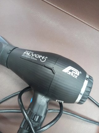 Secador Profesional Parlux Negro