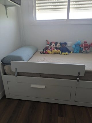 Barandilla de cama infantil blanca