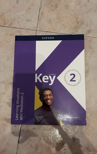 Pack de tres libros de inglés de 2ndo de Bachiller