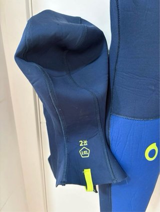 Traje neopreno 3mm con capucha