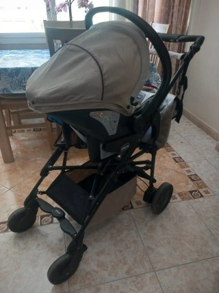 Carro Bebé Chicco  (urge venta)