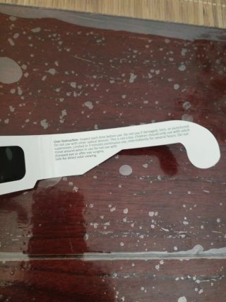 Gafas Eclipse Solar Azul y Blanco
