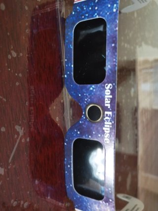Gafas Eclipse Solar Azul y Blanco