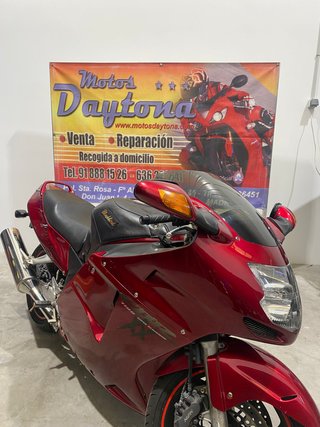 Honda CBR 1100 XX Roja