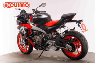 APRILIA TUONO 660