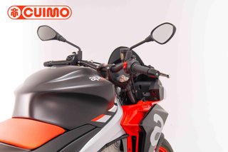APRILIA TUONO 660