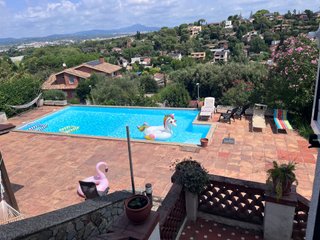 PISCINA ALQUILER POR HORAS a 20min de BARCELONA