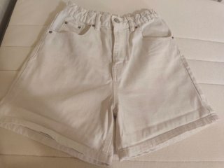 Vaquero corto blanco