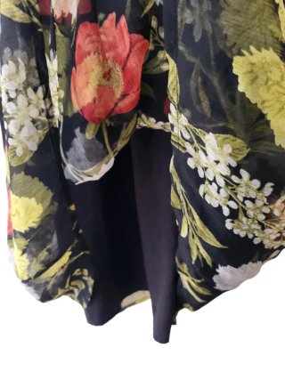 Vestido floral tirantes negro