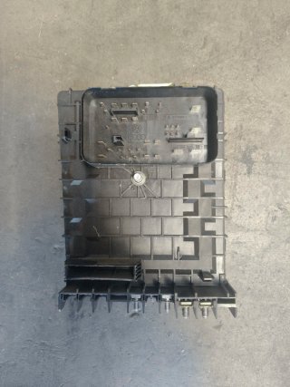 Caja fusibles Seat León II 2.0 TDI