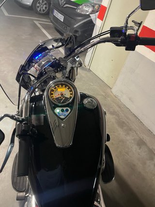 Kawasaki VN 900 CLASSIC- Odómetro 18233 km Apta A2