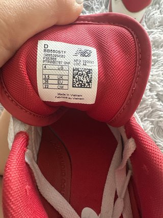 Zapatillas New Balance 550 Blancas y Rojas