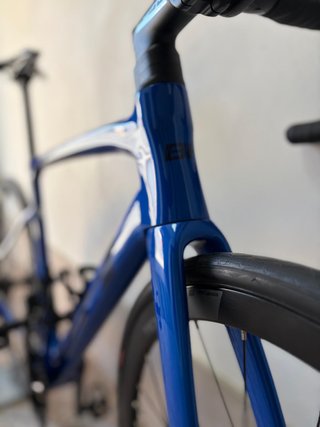 Bicicleta de carretera BH RS1 SHIMANO 105 Di2