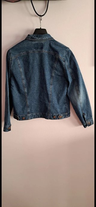 Chaqueta Stradivarius vaquera