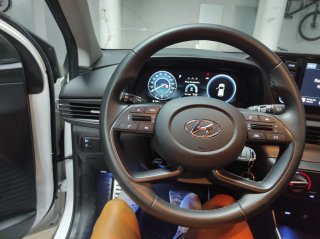 Hyundai BAYON 2023