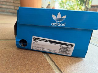 Zapatillas Adidas Spezial Rosa y Azulado