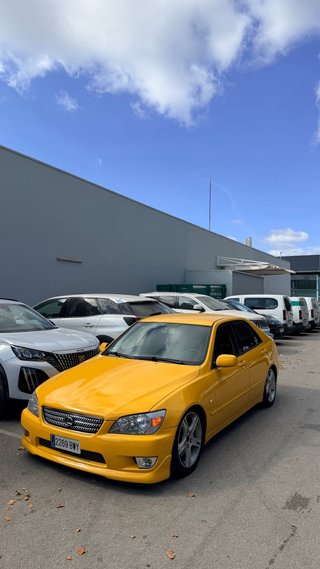 Lexus IS 2001