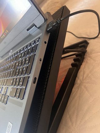 Pc portátil Lenovo LOQ Gaming + Base Refrigeradora