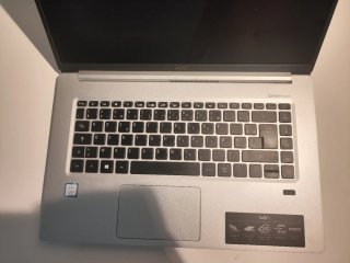 Acer Swift 5 SF515-51T i7-8565U 8GB RAM