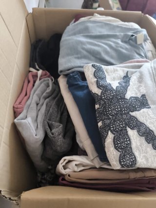 Caja de Ropa Variada