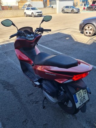 Honda PCX 125cc Roja 2015