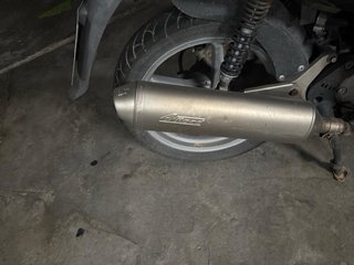 Honda SH 125 Scooter Negra y Plata