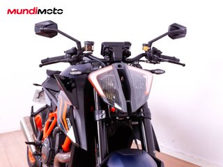 KTM 1290 SUPER DUKE R EVO