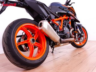 KTM 1290 SUPER DUKE R EVO