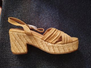 Preciosas sandalias