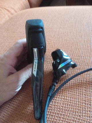 Manetas y Pinzas Sram Force D2 AXS