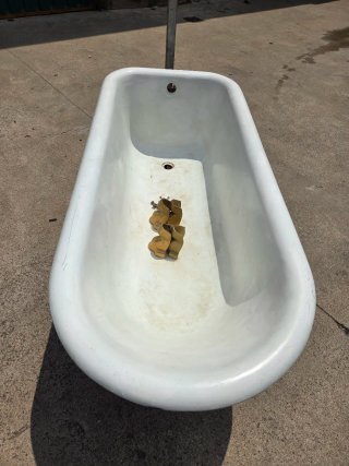 Bañera antigua hierro fundido + patas de laton