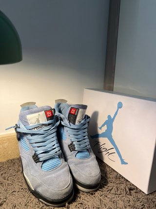 Jordan 4 University Blue