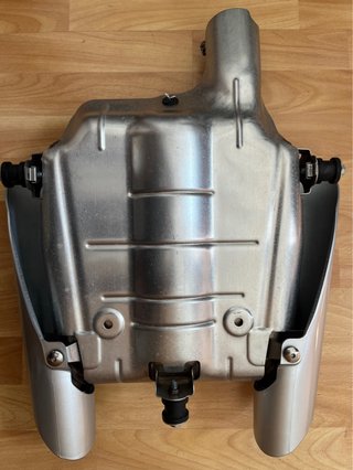 Escape Suzuki Gsr600 k6 Original