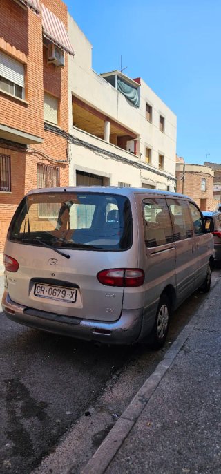 Hyundai H-1 1999