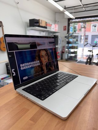 MacBook Pro M1 Pro 2021 14” 16GB RAM 512GB SSD