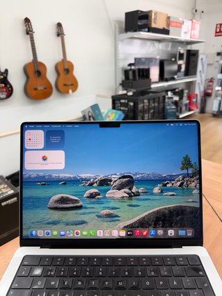 MacBook Pro M1 Pro 2021 14” 16GB RAM 512GB SSD