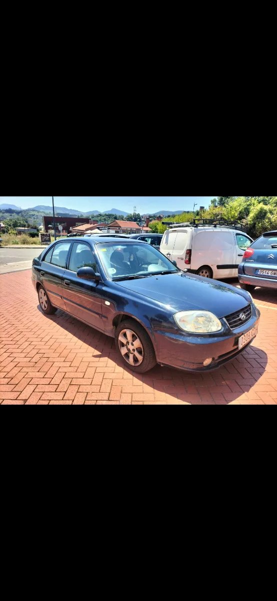 Hyundai Accent 2004 - foto 1