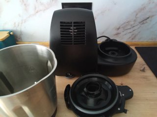 Robot Cecotec Mambo 10070
