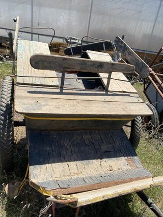 Charret jardinera antiguo