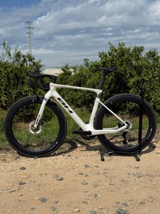 OFERTA BH RS1 5.5 2027 - Bicicleta de Carretera